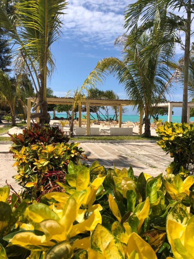 Jambo Beach Hotel Паже Екстериор снимка